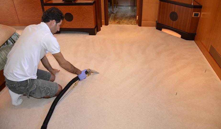 cleaning tar off carpet